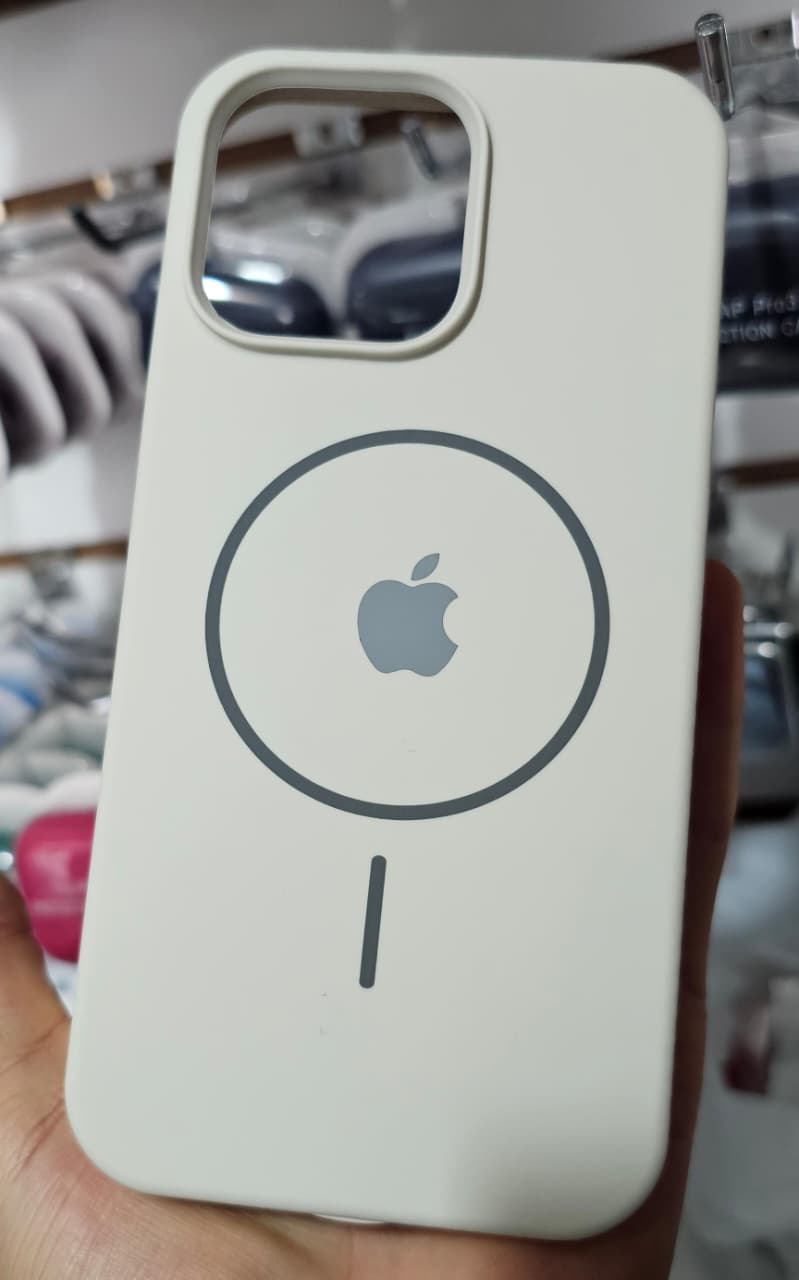 CASE PROTECTOR MAGSAFE PARA IPHONE